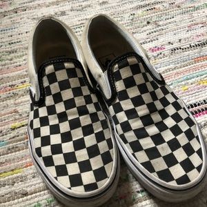 Checkered Vans 🏁